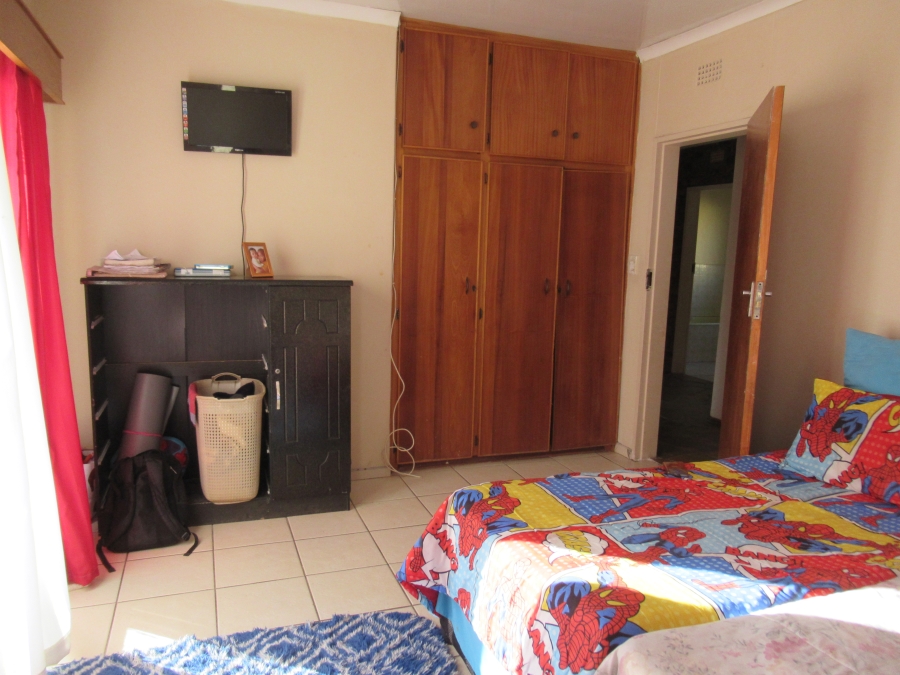 4 Bedroom Property for Sale in Riebeeckstad Free State